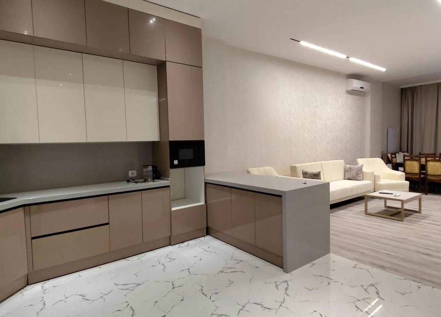 Vip Sahil White Apartment Baku