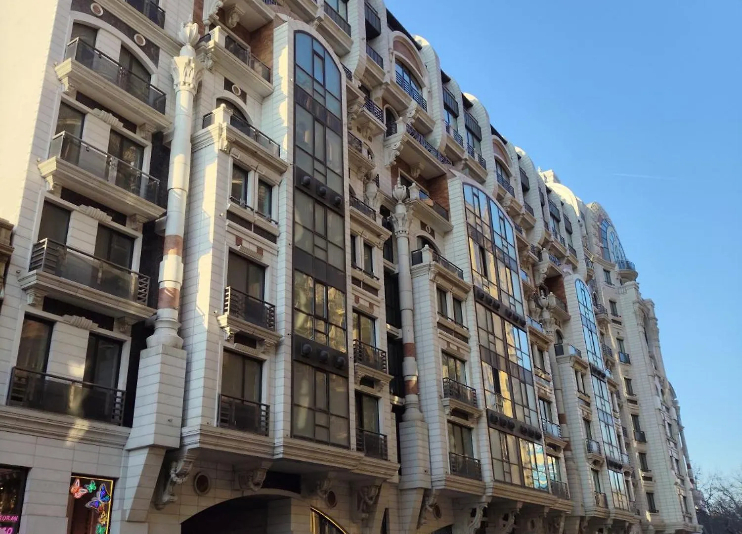 Vip Sahil White Apartment Baku